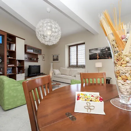 Apartament Savoia *